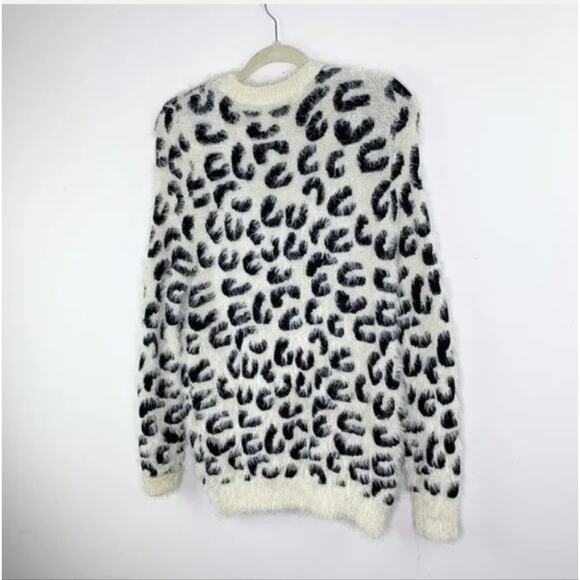 POL Cream Eyelash Leopard Print Pullover NWOT - Picture 3 of 12